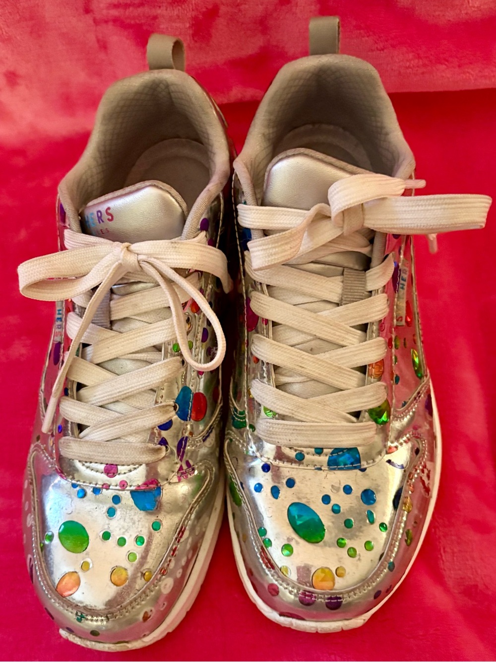 Skechers womenSilver Multicolor Gem Accent Sneakers